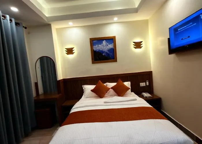Hotel Ad 2*